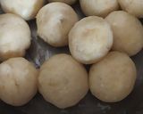 Foto langkah ke 2 dari resep Bola-bola Kentang Isi Mozarella (Potato Mozarella Cheese Ball).
