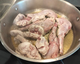 Foto del paso 2 de la receta: Conejo en salsa de tomate
