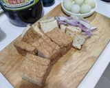 Foto langkah ke 1 dari resep Semur Tahu Telur.