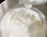 A picture of step 5 of Vanilla Sponge Cake.