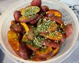 Une image de l'étape 3 de Pommes de terre grillées aux herbes et épices.
