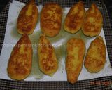 A picture of step 5 of Iranian Potato Patties Sandwich ساندویچ کوکو سیب زمینی.