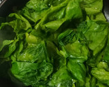 Foto del paso 2 de la receta: Hamburguesas de pollo con espinacas