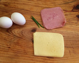 Foto del paso 1 de la receta: Omellete a la francesa jamón y 🧀 queso