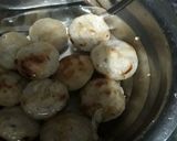 A picture of step 2 of Dahi vada.