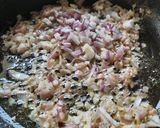 A picture of step 5 of Garlic Prawns in Green Masala.