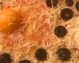 Foto del paso 5 de la receta: Pizza dos quesos y huevo