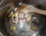 Foto langkah ke 3 dari resep Sup Pindang Ikan Gurame Bumbu Iris Cemplung Sehat Yummy.