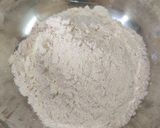 A picture of step 1 of Palak Roti.