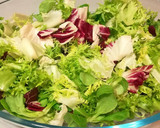 Foto del paso 7 de la receta: Ensalada de brevas, paté y jamón de pato