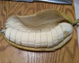 A picture of step 3 of Peanut butter and banana.