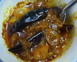 உள்ளி வெங்காயம் ஊறுகாய் (Ulli Vengayam Urugaai Recipe in Tamil) ரெசிபி ஸ்டேப் 6 புகைப்படம்