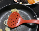 Foto del paso 2 de la receta: Desayuno inglés como el de Papa Pig ¡feliz día del padre!