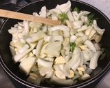 Une image de l'étape 6 de Panais et fenouils au curry et bouillon de courge.