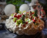 Une image de l'étape 3 de Pavlova de Noël.