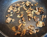 Foto del paso 1 de la receta: Solomillo de ternera con salsa de champiñones