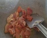 A picture of step 1 of Cheesey chicken pasta.