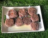 A picture of step 2 of Ultimate Burger patties.