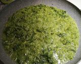 Foto del passaggio 1 della ricetta Zuppa di cime di rapa con uova