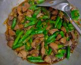Foto langkah ke 4 dari resep Tumis Buncis Ampela Baso Saus Tiram.