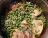 Foto del paso 2 de la receta: Pollo escabechado con arvejas acompañado con arroz amarillo 😃