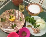 Foto del paso 1 de la receta: Bacaladillas finas (Capelláns) con cebolla y Pebrella 🐟