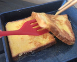 Foto langkah ke 7 dari resep Hongkong French Toast | Our Channel.
