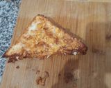 A picture of step 4 of Fruity Cornflakes Toast Sandwich.