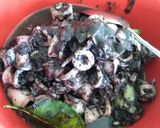 Foto langkah ke 3 dari resep Cumi item super easy.