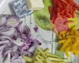 वेज चीज़ मैगी (veg cheese maggi recipe in Hindi) रेसिपी चरण 1 फोटो