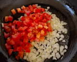 Foto del paso 3 de la receta: Pescado empapelado con acelgas