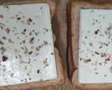 A picture of step 2 of Grill pizza toast.