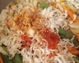 A picture of step 5 of Chinese Maggi.