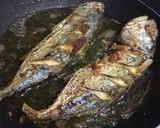 Foto langkah ke 4 dari resep Bumbu Ikan kembung goreng.