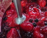 Foto del paso 5 de la receta: Mermelada de frutos rojos (frutillas, moras, frambuesas y arándanos)