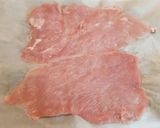 A picture of step 2 of Chicken Cordon Bleu.