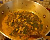 A picture of step 5 of Methi Saag.
