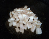 Foto del paso 2 de la receta: Arroz a banda con alioli de aguacate