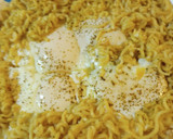 A picture of step 3 of Peppered Eggs in a Nest.
