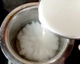 केळ्याचा शिरा (kelyacha sheera recipe in marathi) रेसिपी स्टेप 2 फोटो 