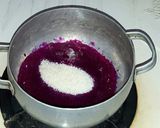 Foto langkah ke 4 dari resep No Bake Dragon fruit Cheese Cake.
