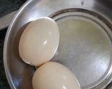 फ्राय एग मसाला (fry egg masala recipe in marathi) रेसिपी स्टेप 1 फोटो 