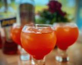 Foto del paso 1 de la receta: Cóctel Aperiña (Aperol y Piña)