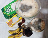 A picture of step 3 of Dates and banana shake.