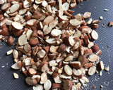 Foto del paso 2 de la receta: Roquitas de chocolate y almendras tostadas