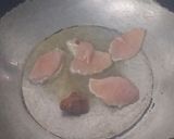 รูปขั้นตอนการทำที่ 2 ของ ข้าวผัดเครื่องแกงไก่