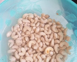 Foto langkah ke 1 dari resep Kacang Mede Goreng.