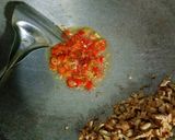 Foto langkah ke 5 dari resep Tahu Crispy Cabe Bawang.