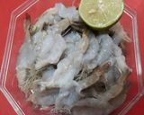 Foto langkah ke 2 dari resep Udang Goreng Tepung Roti.