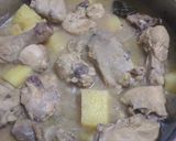Foto langkah ke 3 dari resep Semur Ayam + Kentang.